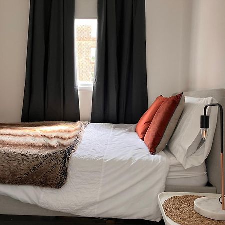 Bright Chiswick Apartment - Great Location London Exterior photo